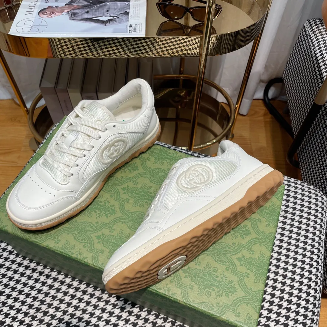 Factory direct sales p520🐘🐘Women's shoes Women's Gucci Gucci new dirty shoes MAC80 series ✅ Fully imported security thread, not ordinary fluorescent thread ## Retro old money style tone, full of old money retro feeling ❗️ ss23 is really fresh and can't be fresh ~ the foot feel is matched with leverage ~ cloud-like comfort Original grained cowhide, contrasting stripes, original satin fabric, original thin soft fabric + cowhide color matching inside, original T factory direct sales pU sole, original craftsmanship on the gap edge, no glue and environmental protection ♻️ Couple size 35-44 (45.46. Can be customized) Original packaging + printed GUCCI outer box